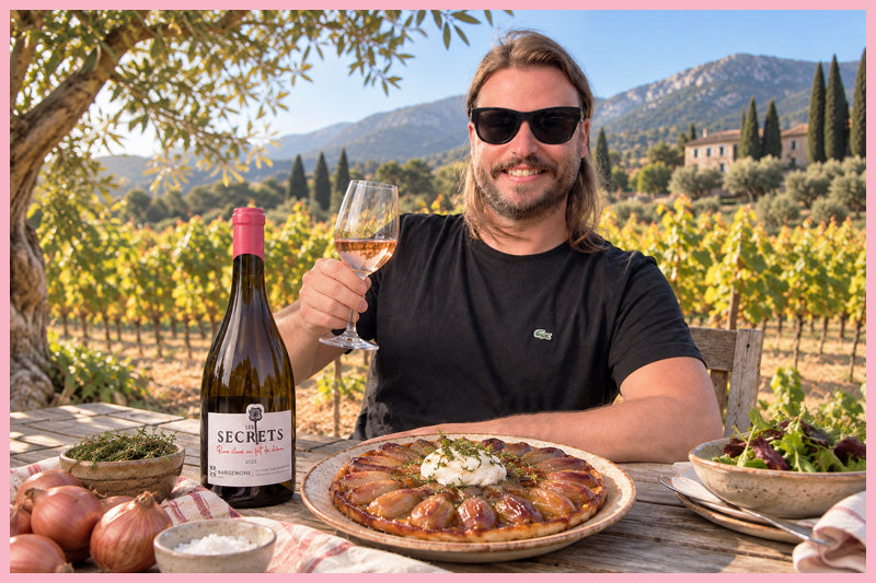 Schalotten-Tarte-Tatin mit Crème fraîche – Rosé-Rezept für den Herbst